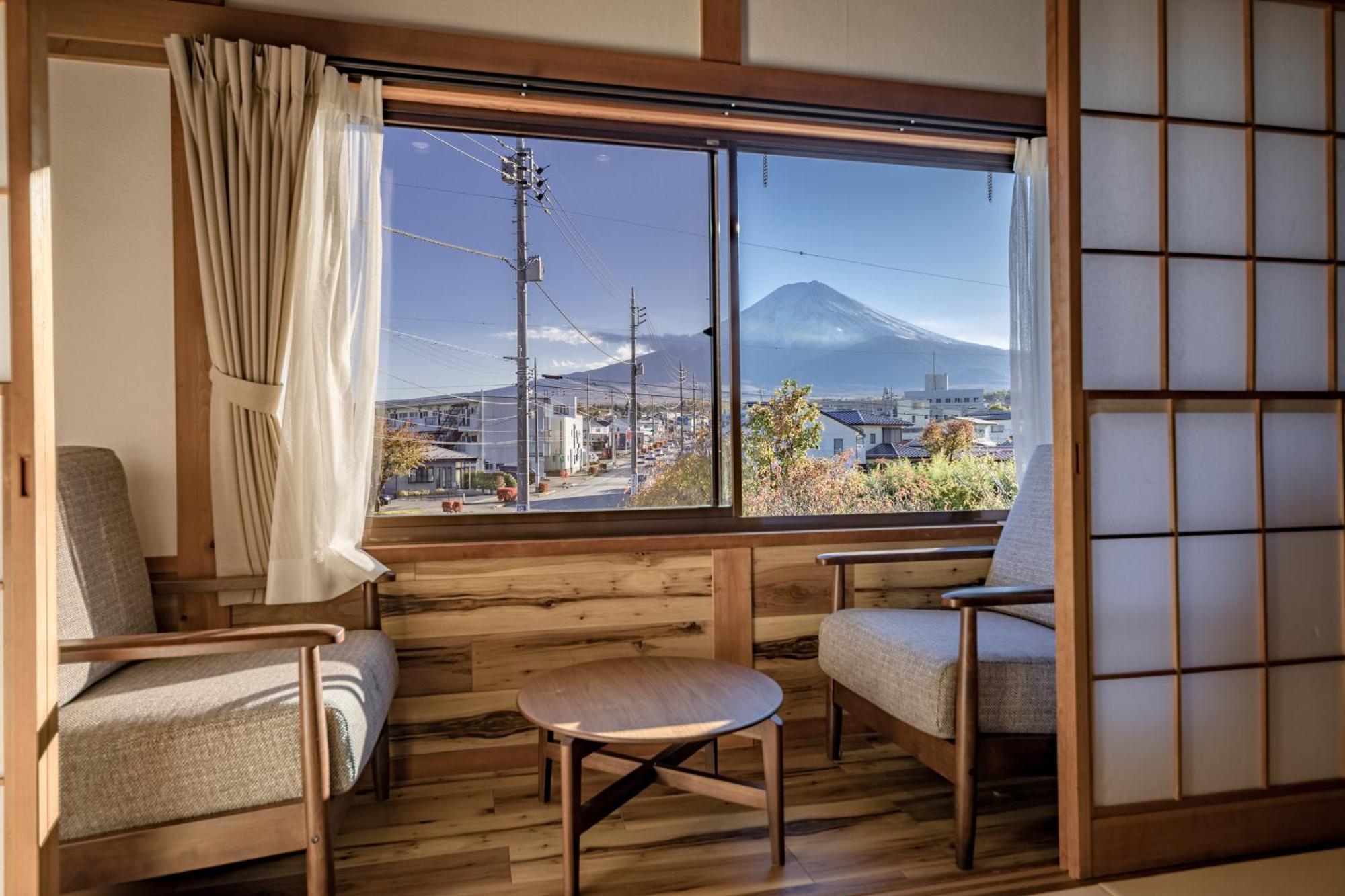 Enjoy Mt.Fuji A Villa Fujiyoshida Exterior photo